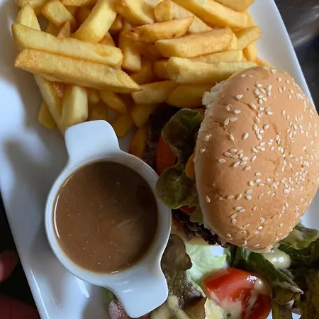 Hotel Le Longchamp 4*