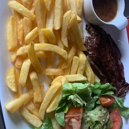 Le Longchamp Hotel 4*