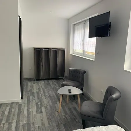 Hotel Le Longchamp Loon-Plage